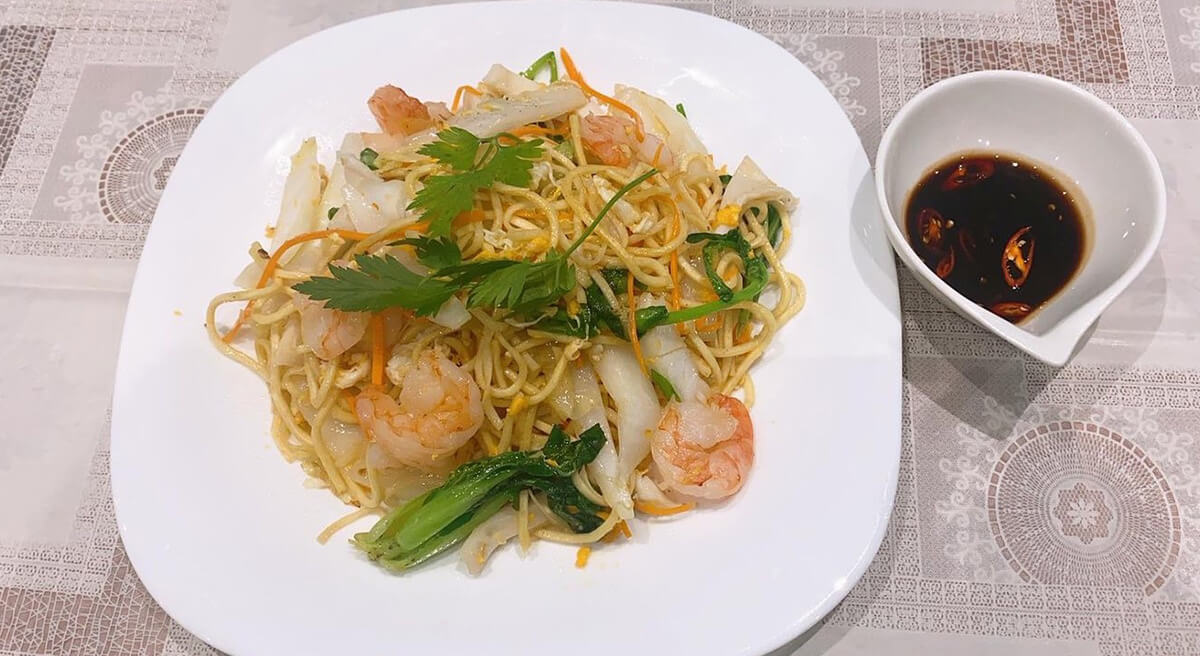 Fried noodle with seafood